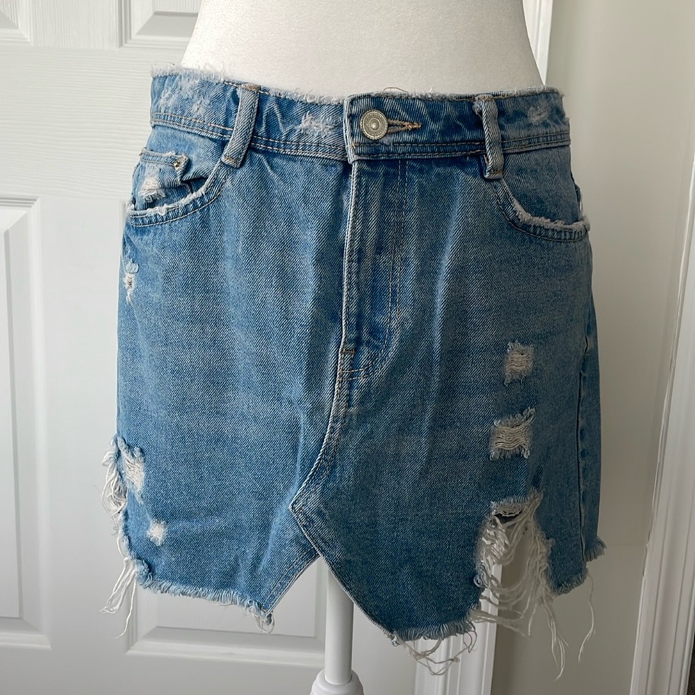 Zara Trafaluc Distressed Denim Skirt
